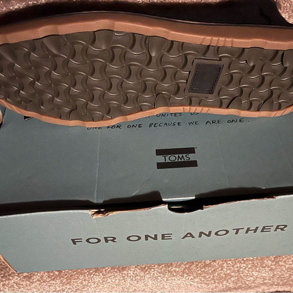 Men Toms Shoes